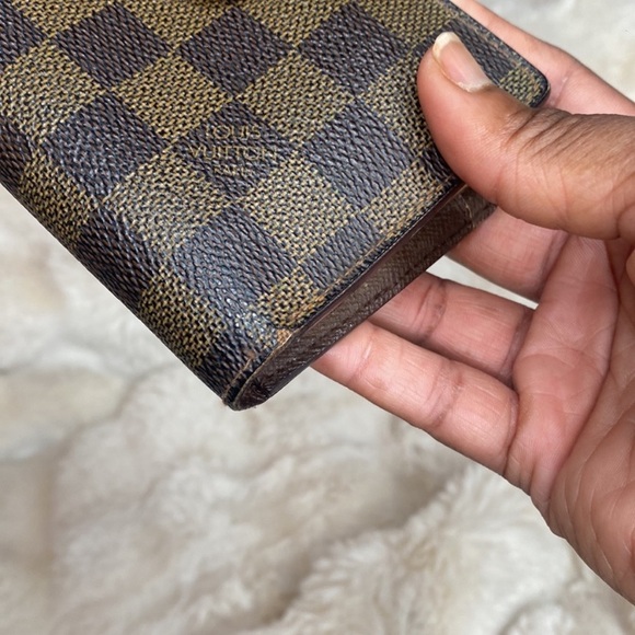 LOUIS VUITTON DAMIER KISSLOCK WALLET - Picture 9 of 12